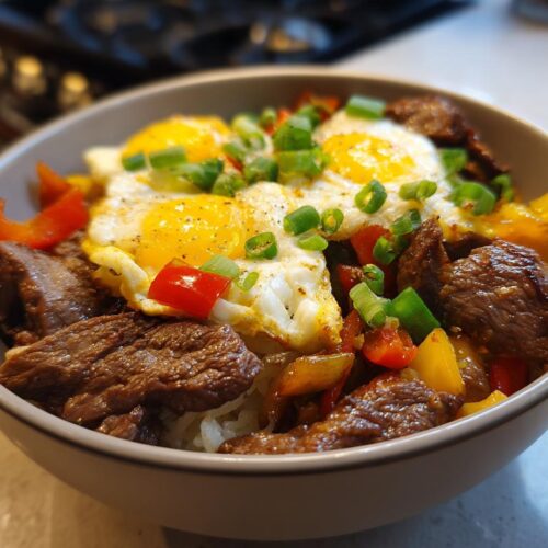 steak and eggs breakfast bowl