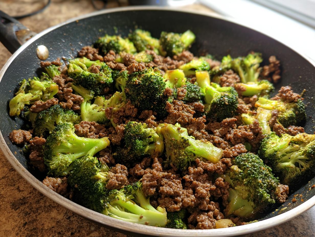 Easy Keto Hamburger Broccoli Skillet